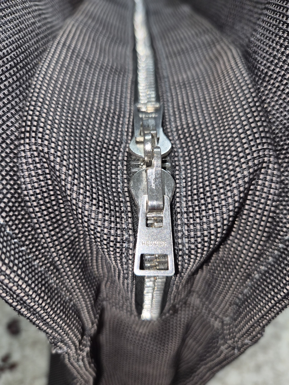 Authentic Hermès Her Line Tote GM Extra Large Travel Bag Grey Canvas Weekender - Picture 14 of 16